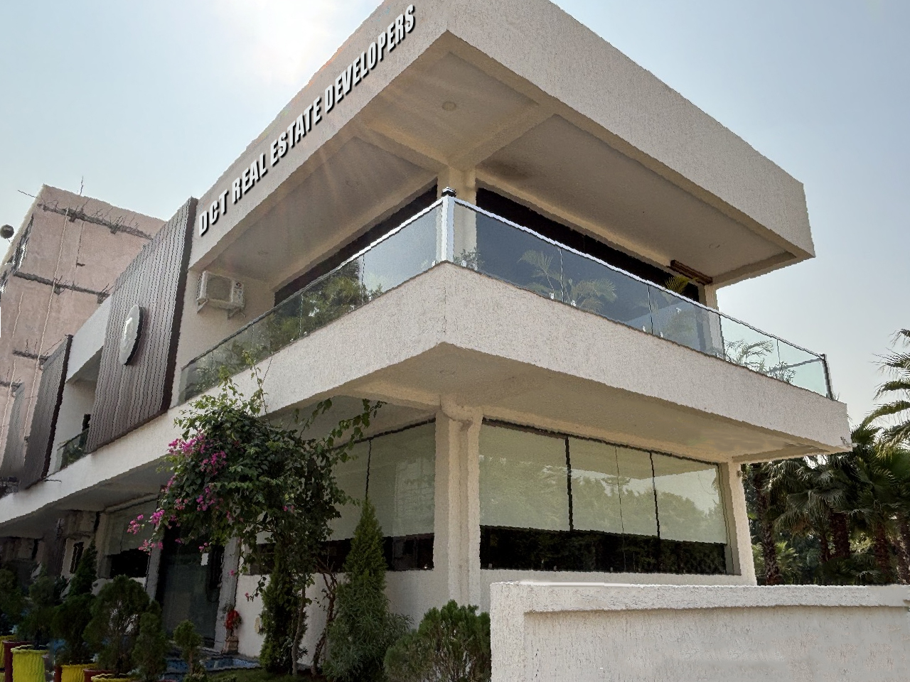DCT Real Estate